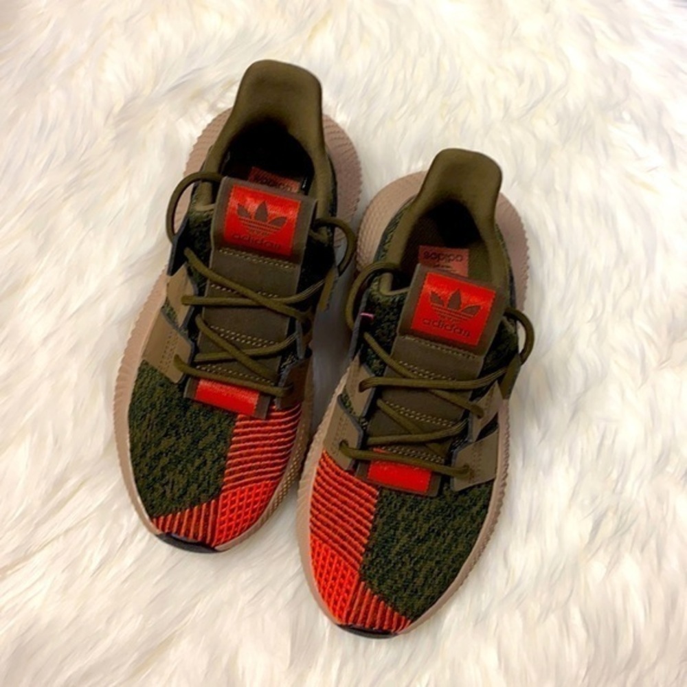 Adidas ❌ Army Green / Orange / Tan Sneakers